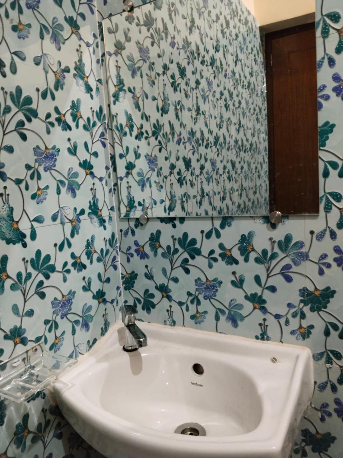 Hotel Olivia And Resort Bānkura エクステリア 写真